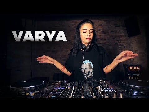 VARYA - Live @ Radio Intense Kyiv 3.1.2020 // Melodic Techno Mix