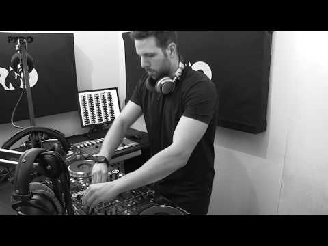 Gino In The Mix - The Innovation Show - PyroRadio