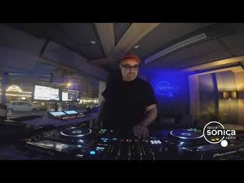 Berhouz - 17/09/19 - Do Not sit on the Furniture Radio Show