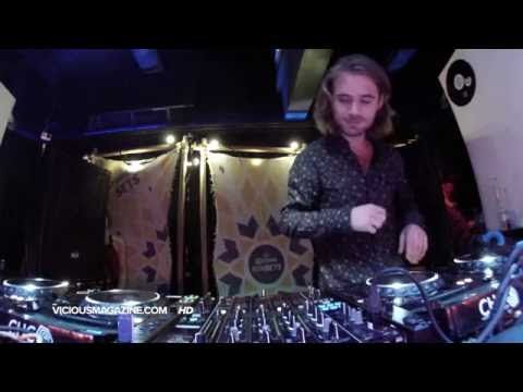 Michael Calfan  - Vicious Live @ www.viciouslive.com