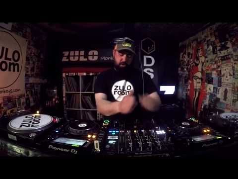 Mendiz y Romero (Zulo Room)