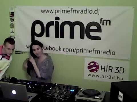 Girl Contrast live PrimeFm 2014 01 13