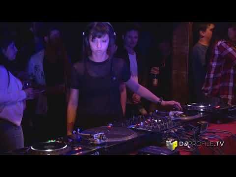 Thianne  @ Over the Top Stgo :: 15 oct 2017 | Santiago, Chile