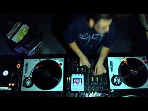 Alberto GrayFox (Zulo Room)