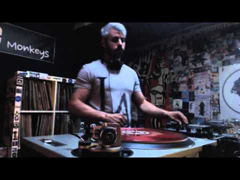 Dani Sinergia (Zulo Room)