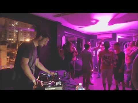 Marcio Vermelho @ DIMENS10 | Supergroove