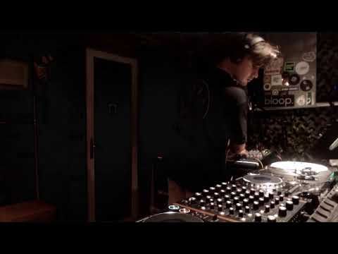 Hyper Normalisation w/ Manalou  - 25.08.20