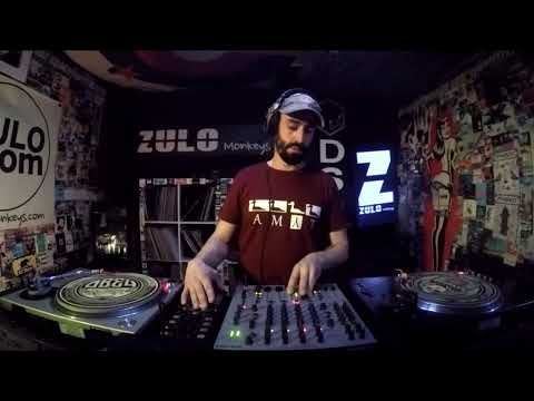 Zulo Room
