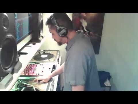 Luis uickmixx Vazquez