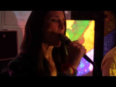 Peaking Lights - Boiler Room In Stereo