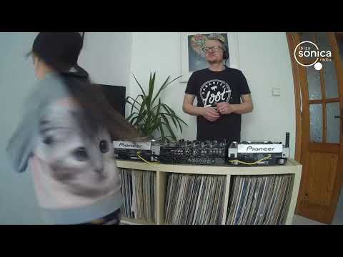 GRAHAM SAHARA - LIVE FROM HIS HOME / #STAYATHOME
