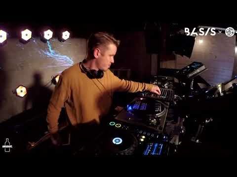 BASIS x De Vrije Jongens livestream: A Bunch Of Guys