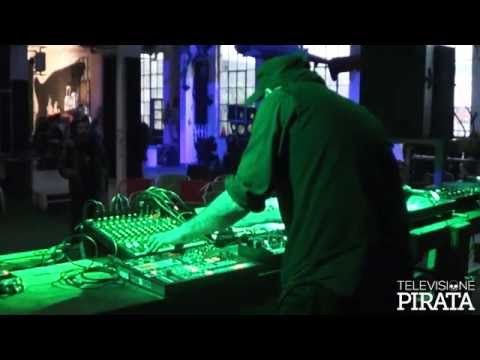 Rashad Becker LIVE - Traditional Music Of Notional Species Vol. I -