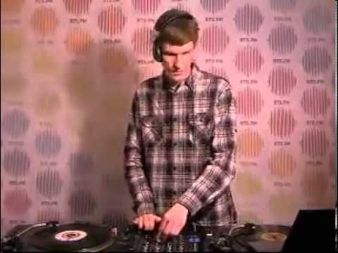 21:00:00 - Tripmastaz @ RTS.FM SPB Studio - 18.01.2010: DJ Set