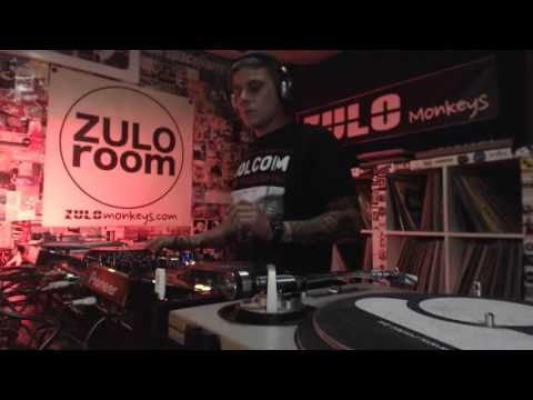 Root Noise (Zulo Room)