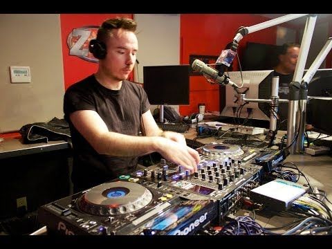 Duke Dumont spins a set on Z103.5!