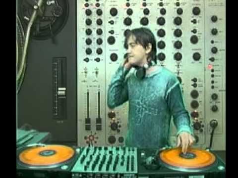 Dj Spell @ RTS.FM Moscow Studio - 23.11.2009: DJ Set