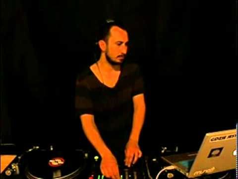 Plucked Bros aka Arkadiusz Koper and Kubeq Nightclub - RTS.FM.041012