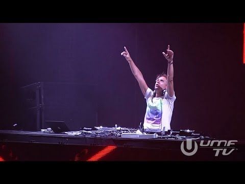 Armin van Buuren live at Ultra Korea 2013