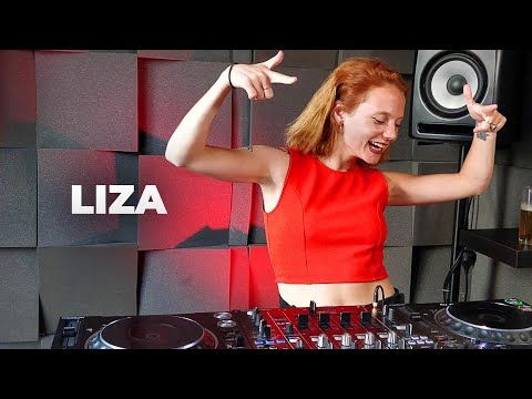Liza - Live @ Radio Intense Barcelona 13.5.2020 // Melodic Techno