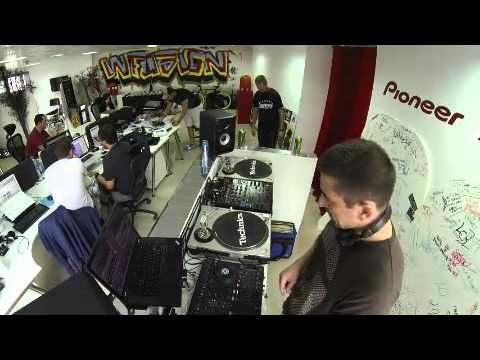 Pioneer DJ Lab - Journey & Woodle - Bassworx Takeover