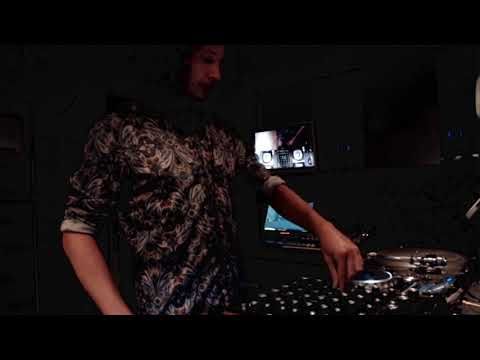 Divergent Sunshine w/ Space Conte - 20.07.19