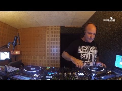 IBIZA FLIGT CLUB BY IGOR MARIJUAN