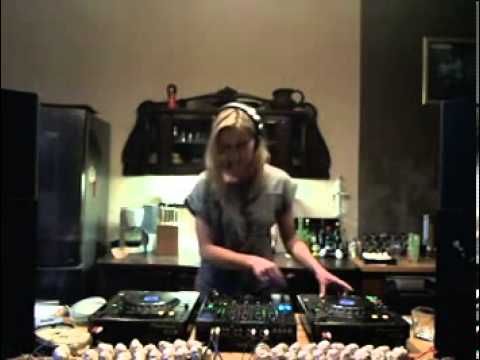 Joana - RTS.FM.110412