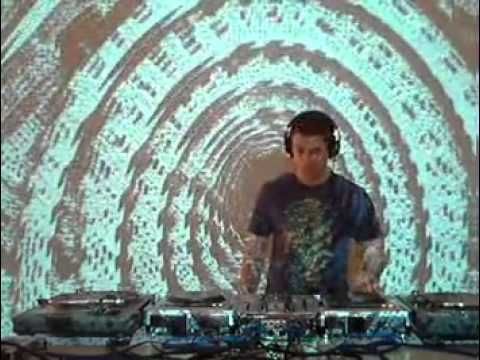 Universal Language - RTS.FM.200512