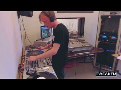 Asmus Odsat in TweakFM (BULK)