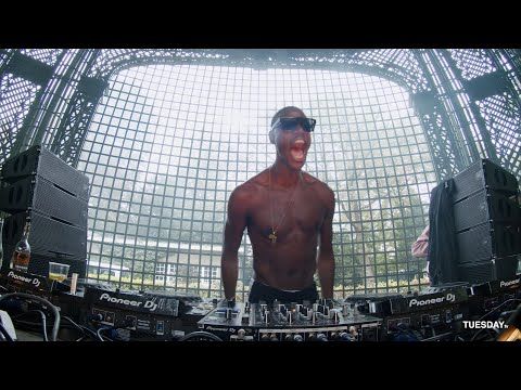SATURDAY tv - KILIMANJARO