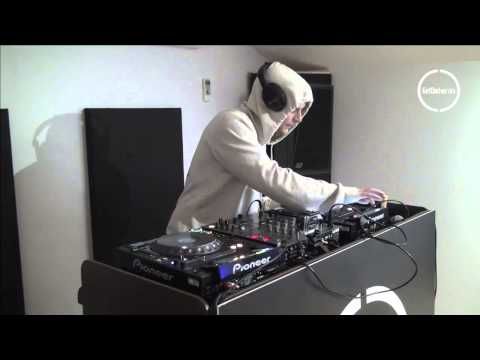Killjoy B2B Deadbeat UK - GetDarkerTV 244 [Tumble Audio]