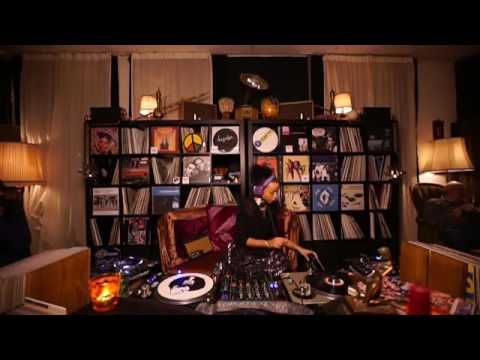 Livingroom Session with Flo Real (Mahogani Music) - Kasheme