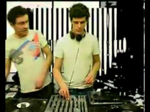 22:30:00 - Anrilov vs B-Voice - RTS.FM.240310 (video by Khz)