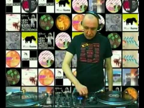 22:30:00 - Leo Gross @ RTS.FM Moscow - 28.04.2010