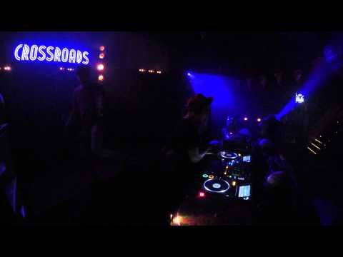 MikeyNice @ Crossroads, Chicago Social Club, Amsterdam (18-07-2014)