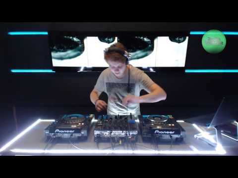Live @ Radio Intense 09.09.2013 - Sly Dj (Guest Mix)
