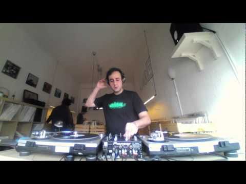 Derk - The Secret Spot  S03 x 19