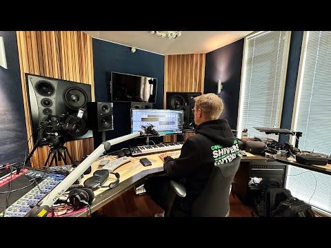 A State Of Trance Year Mix 2022 - Livestream From The Studio with Armin van Buuren