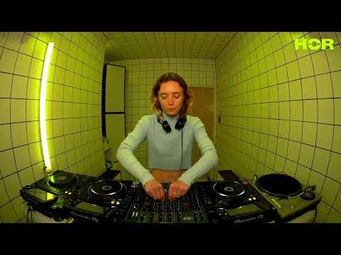 Lolo Batten | HÖR - Mar 11 / 2023