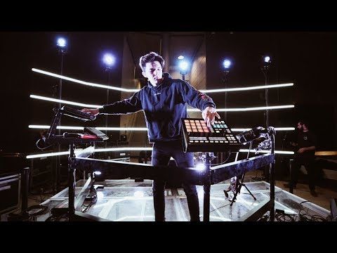 Petit Biscuit live @ Paris-Charles de Gaulle Airport for Cercle
