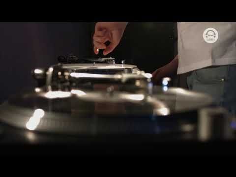 Clubbing TV Pure DJ Set with Aracil