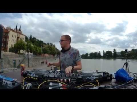 dj Kanhäuser Chillin Prague Music Please 26.6. 2016