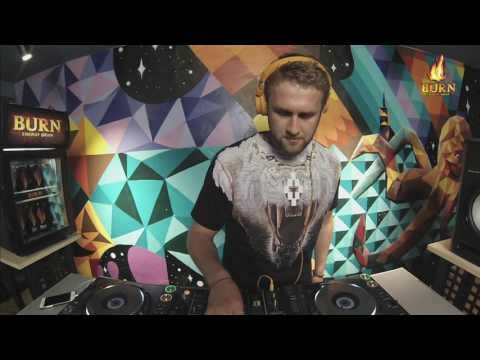 Max Owl - Live @ Radio Intense 01.08.2017