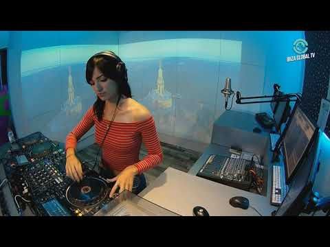 MARIAN ARISS - SPECIAL SET