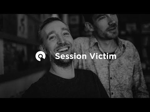 Session Victim @ OYE Records (BE-AT.TV Wax Hounds)