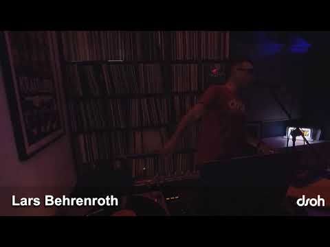 Happy New Year 2021 - Lars Behrenroth in the mix at Deeper Shades HQ in California