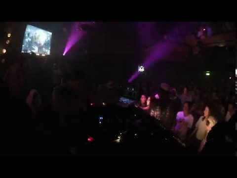 Iamnobodi @ Roots Soulection Showcase, Chicago Social Club, Amsterdam (09-08-2014)