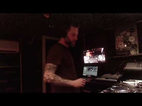 Plastic Lines w/ Danny Veego -  23.01.21