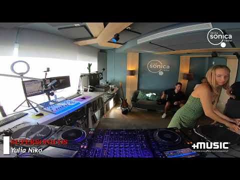 Yulia Niko · Supersonicos · 01.JUN.2023